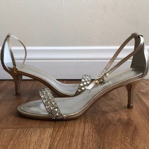 Caparros Starla gold metallic heels